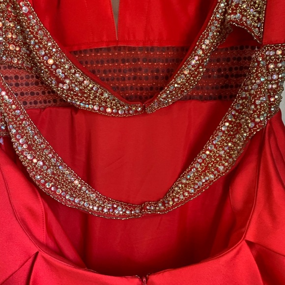 Prom Dress - Picture 5 of 7